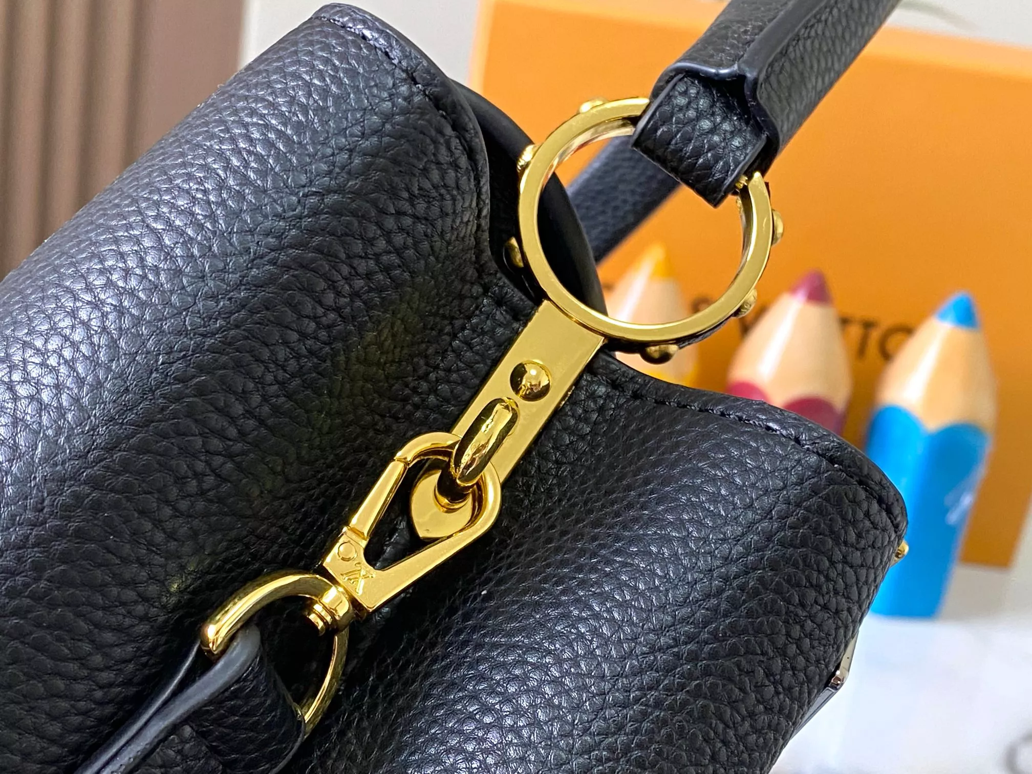 Durable 6255 Louis Vuitton AAA Quality Messenger Bags For Women