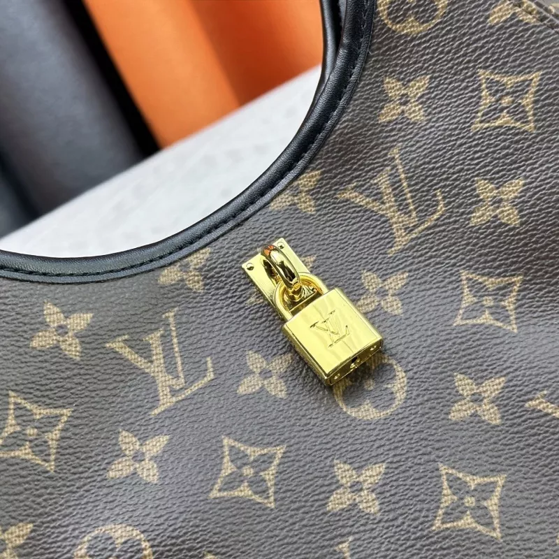 Durable 6362 Louis Vuitton AAA Quality Shoulder Bags For Women