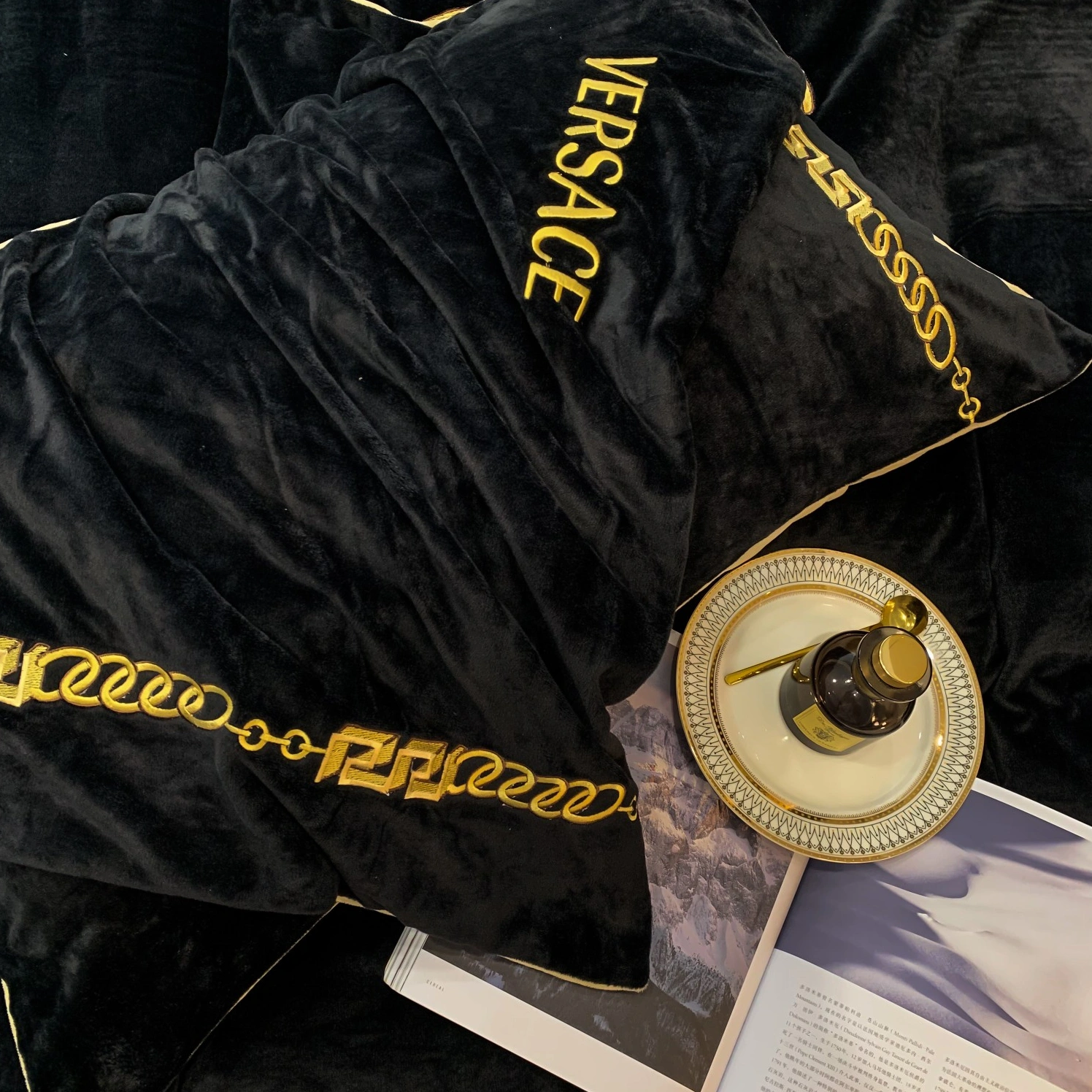 Durable 6384 Versace Bedding