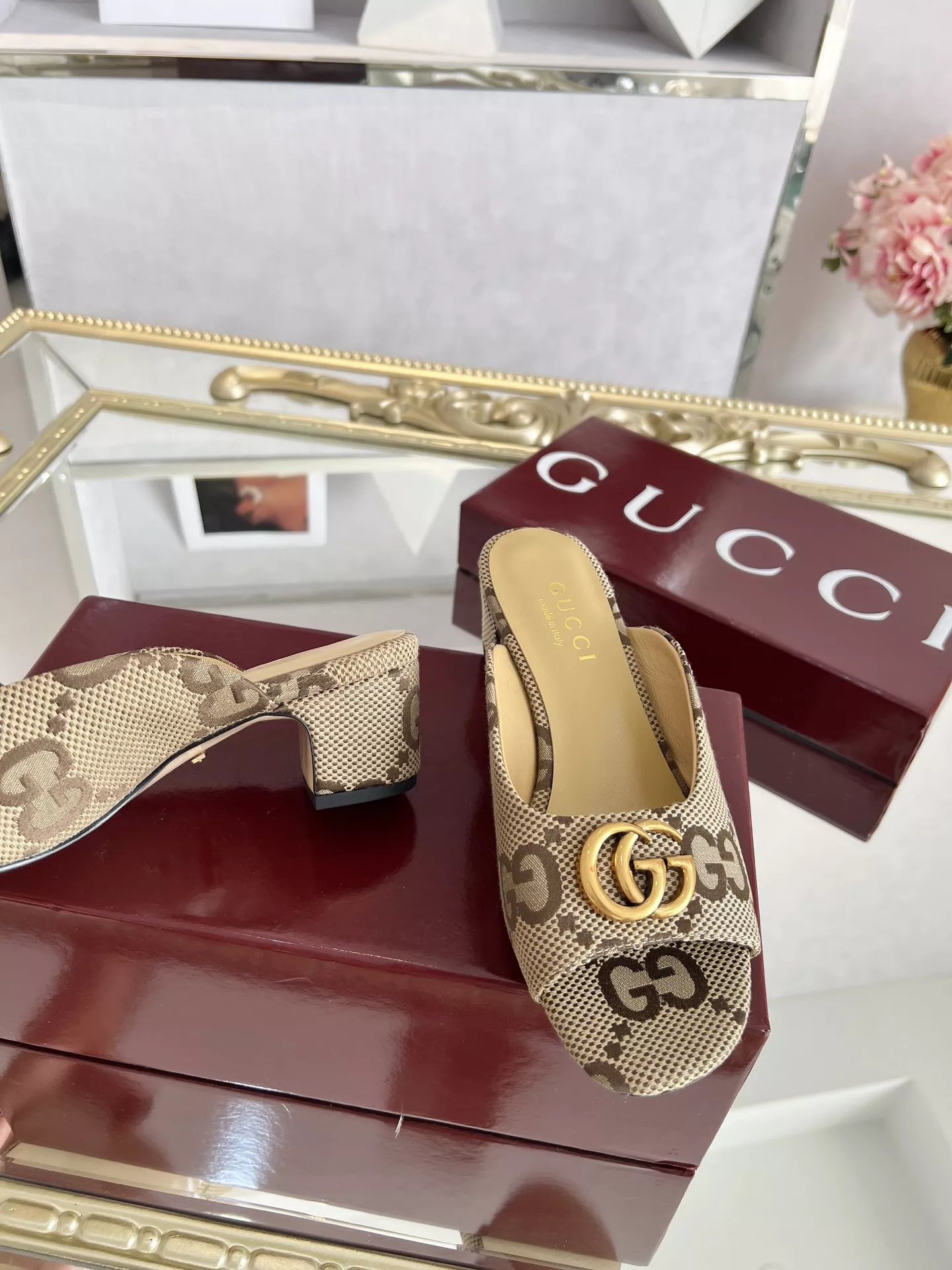 Durable 6533 Gucci Slippers For Women