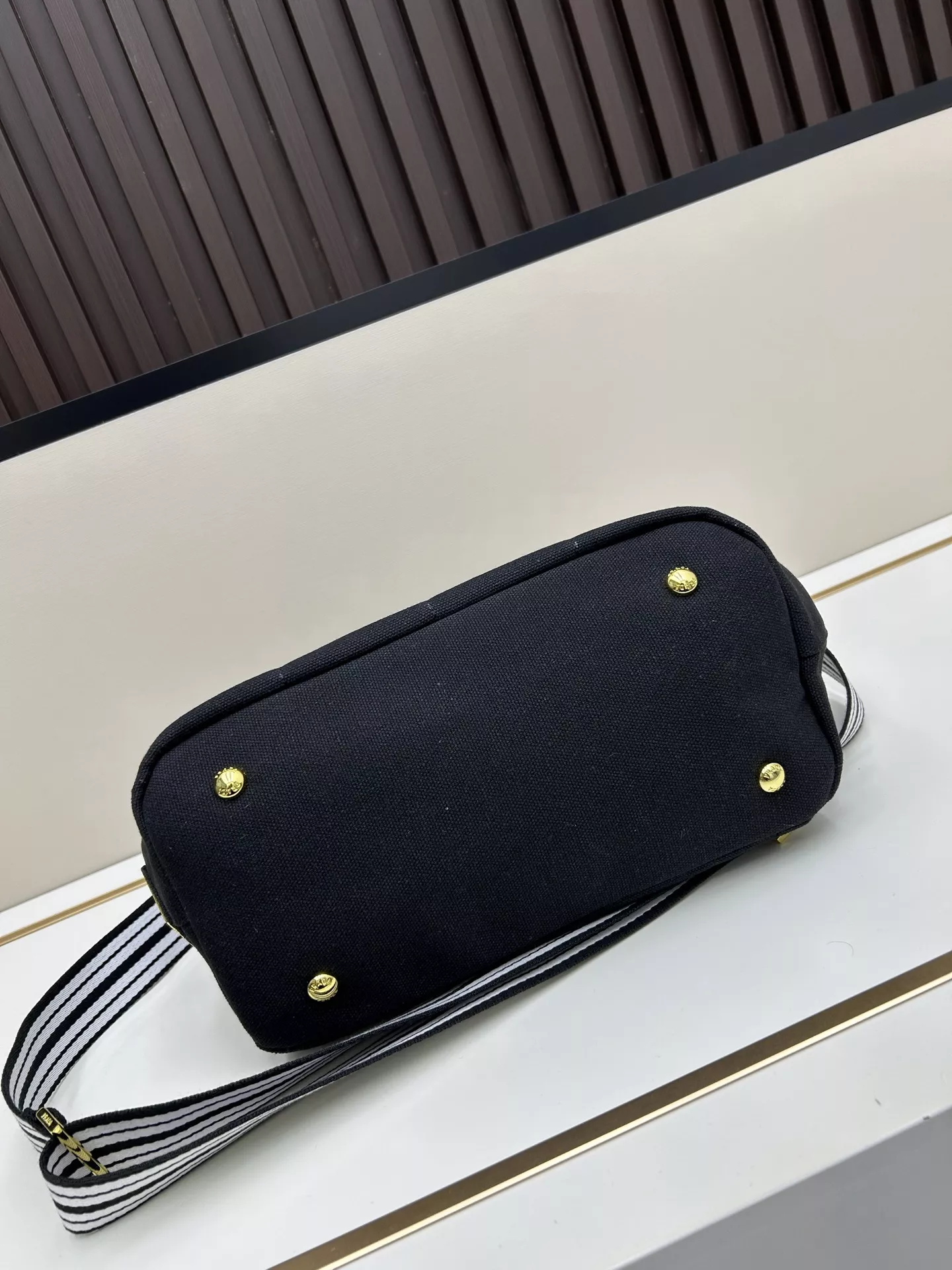 Durable 6641 Prada AAA Quality Handbags For Women