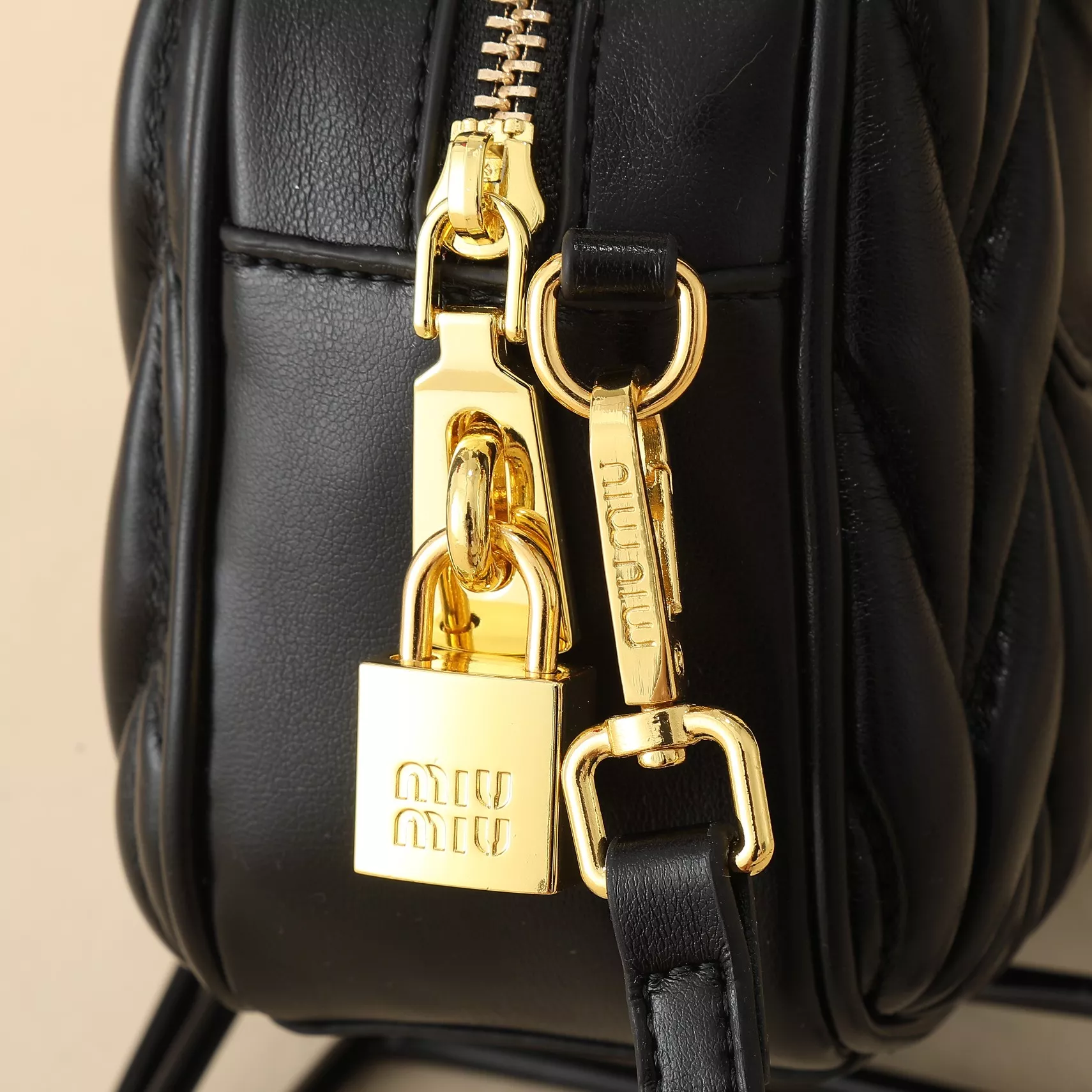 Durable 6743 MIU MIU AAA Quality Handbags For Women