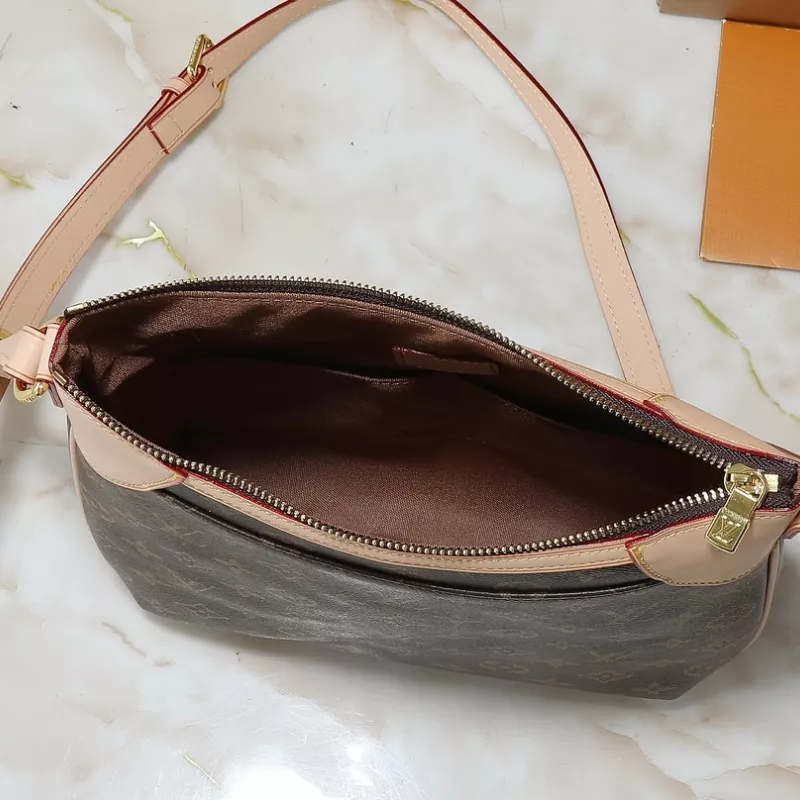 Durable 6795 Louis Vuitton Messenger Bags