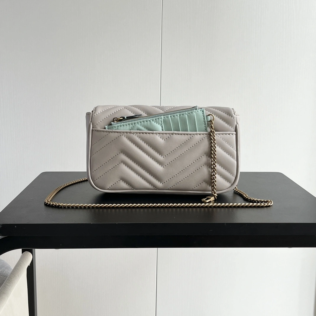 Durable 6800 Gucci AAA Quality Messenger Bags For Women