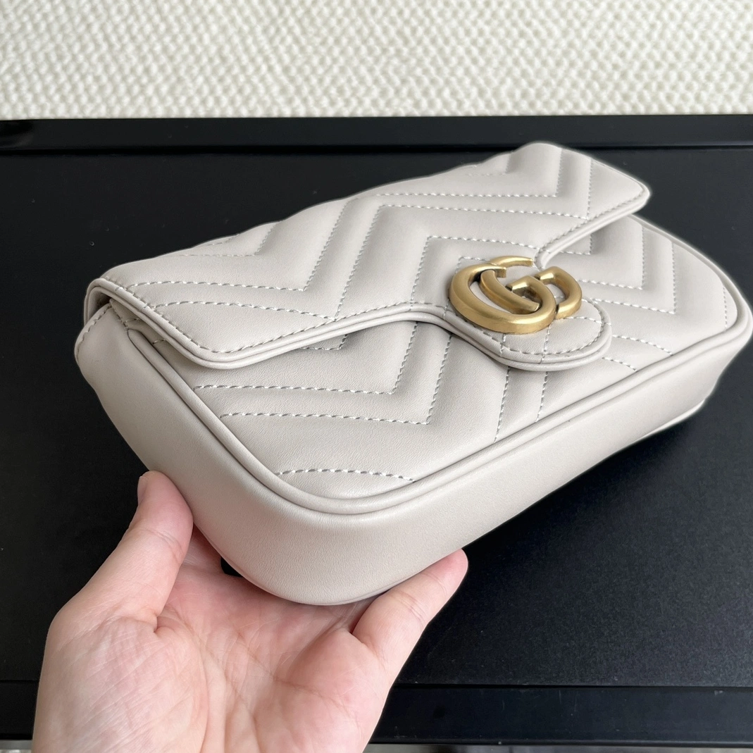 Durable 6800 Gucci AAA Quality Messenger Bags For Women