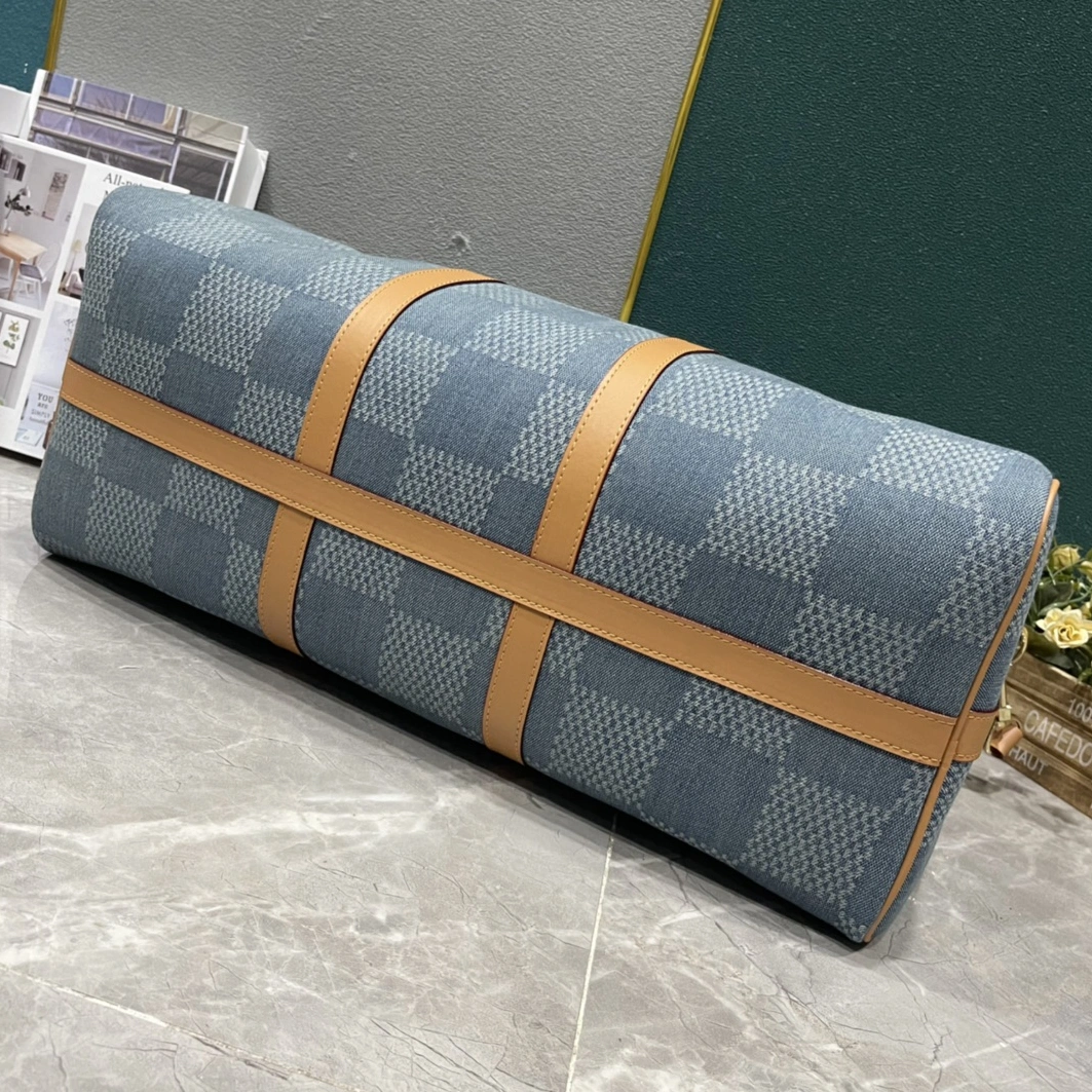 Durable 6833 Louis Vuitton Travel Bags