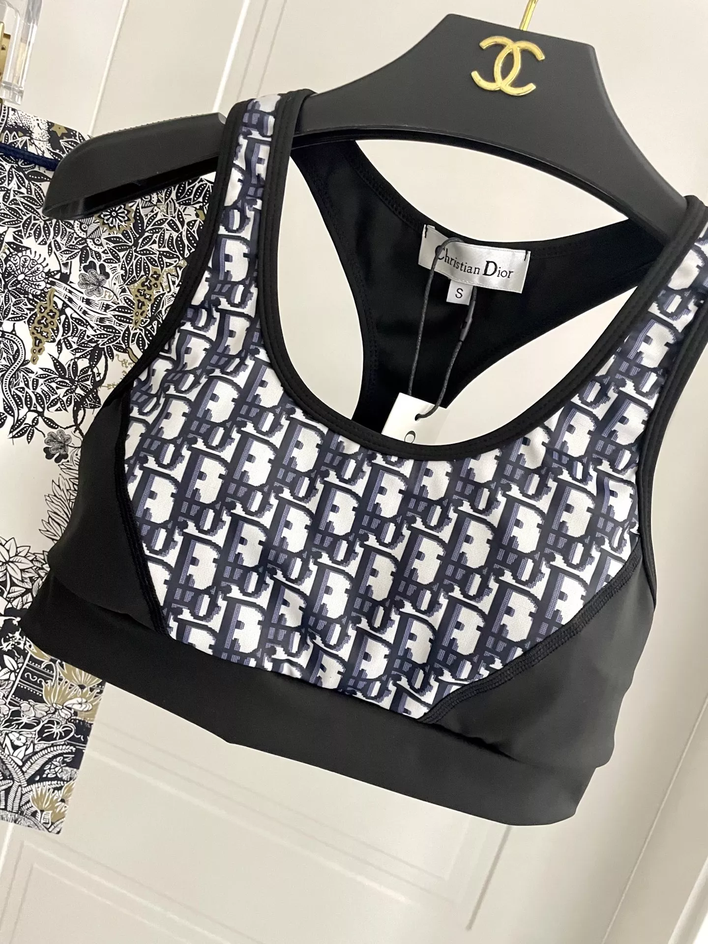 Durable 6901 Christian Dior Tracksuits Sleeveless For Women