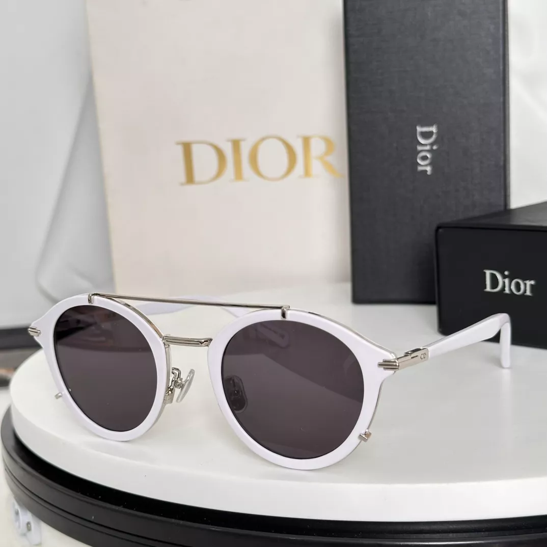 Durable 697 Christian Dior AAA Quality Sunglasses