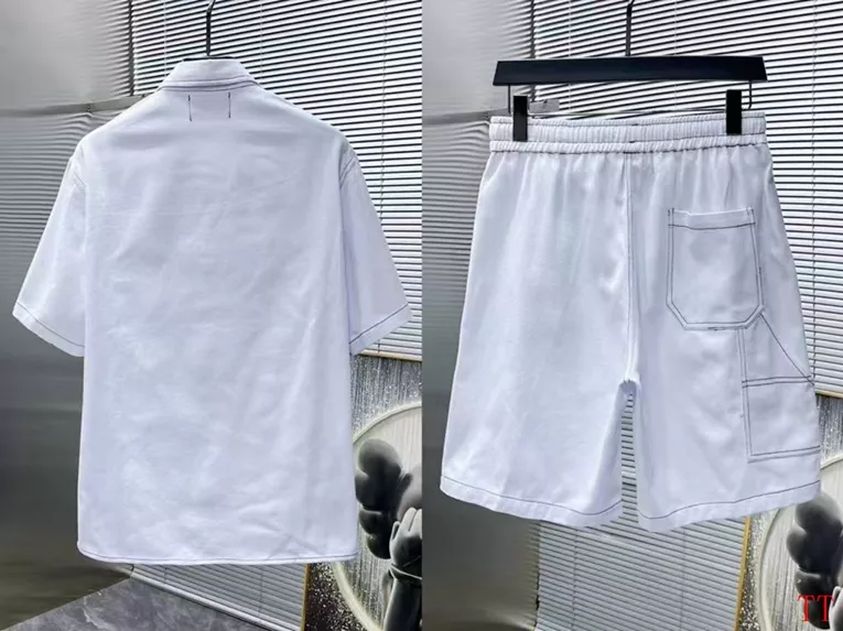 Durable 7007 Prada Tracksuits Short Sleeved For Men