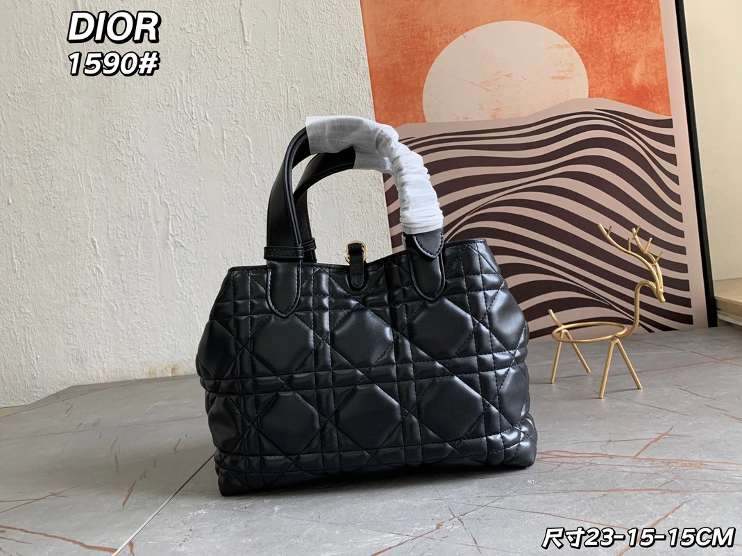 Durable 7033 Christian Dior AAA Quality Handbags For Women