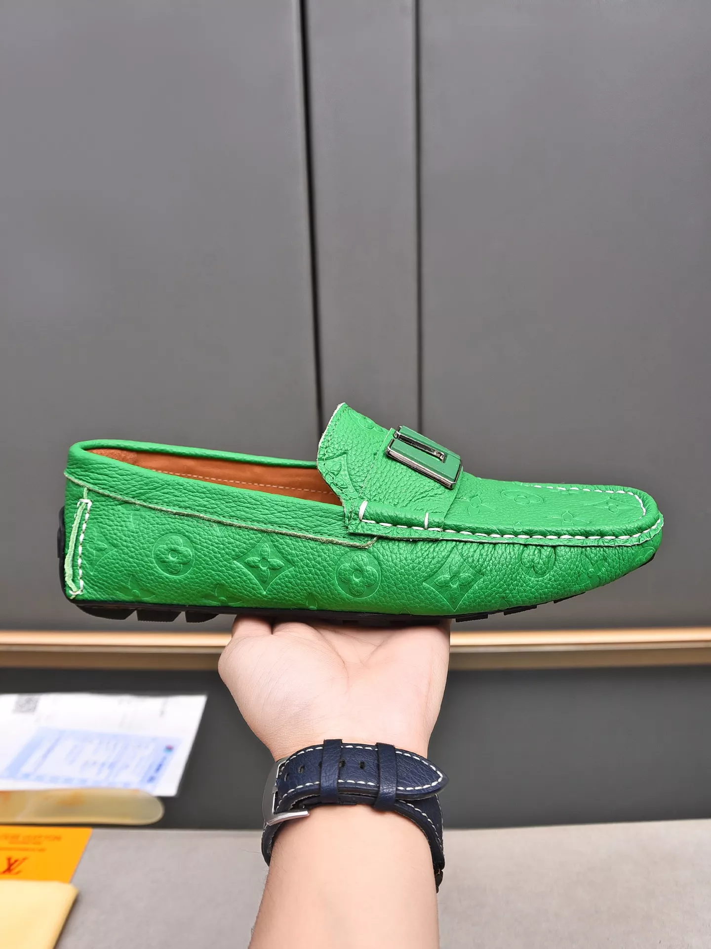 Durable 7077 Louis Vuitton LV Oxfords Shoes For Women