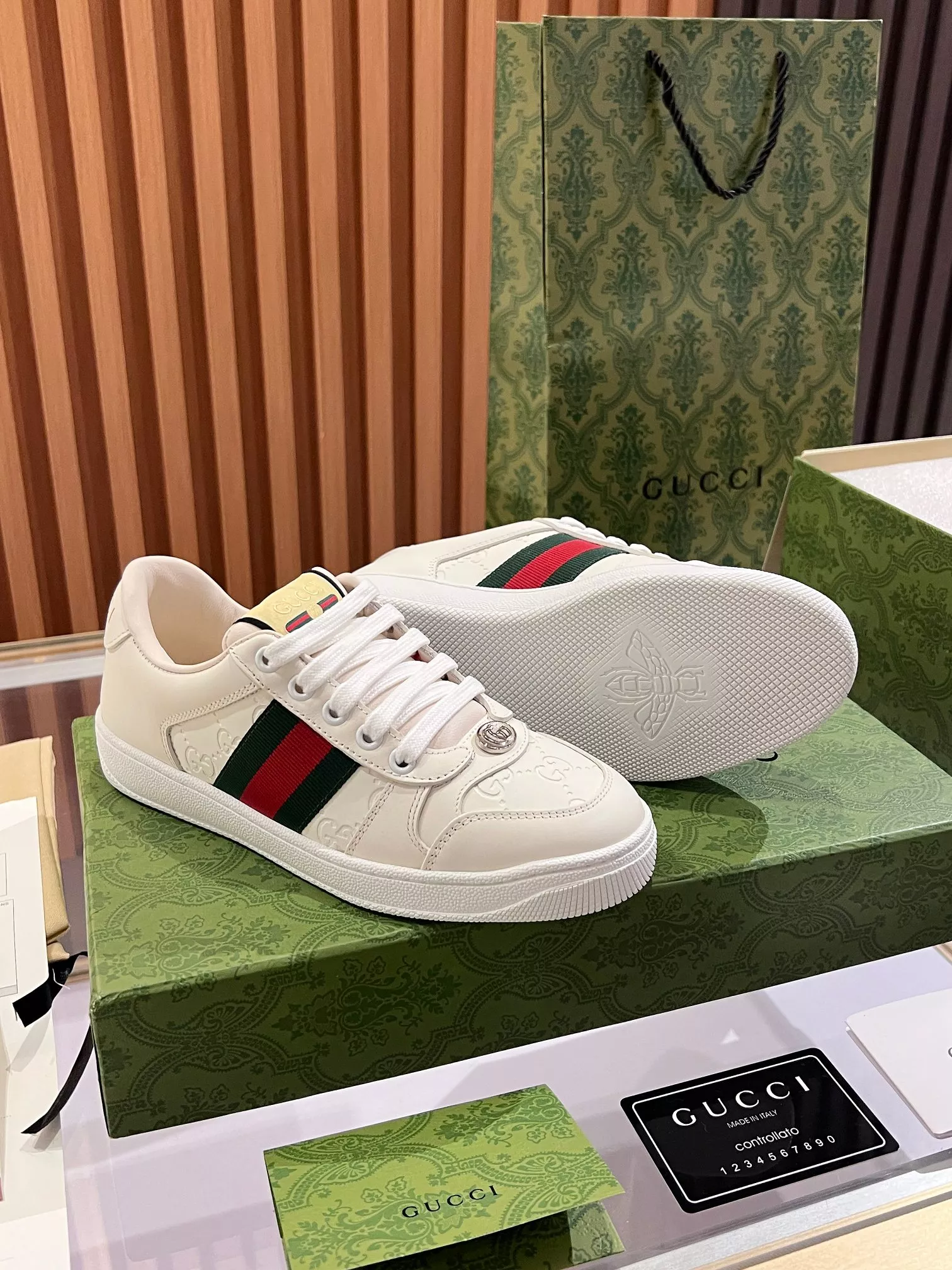 Durable 7116 Gucci Casual Shoes For Men