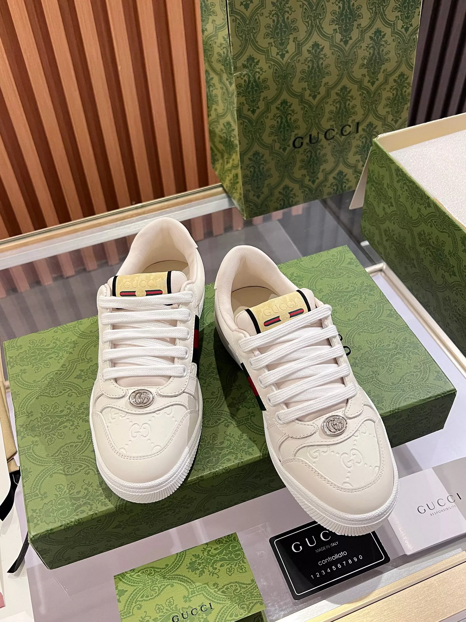 Durable 7116 Gucci Casual Shoes For Men