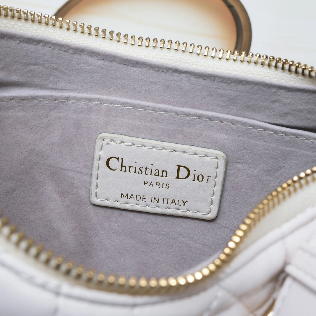 Durable 7119 Christian Dior AAA Quality Shoulder Bags For Women