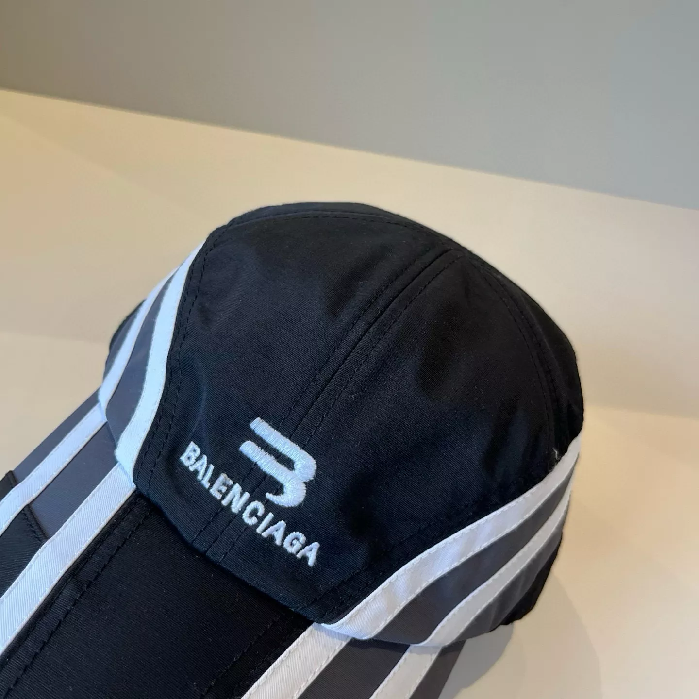 Durable 7232 Balenciaga Caps