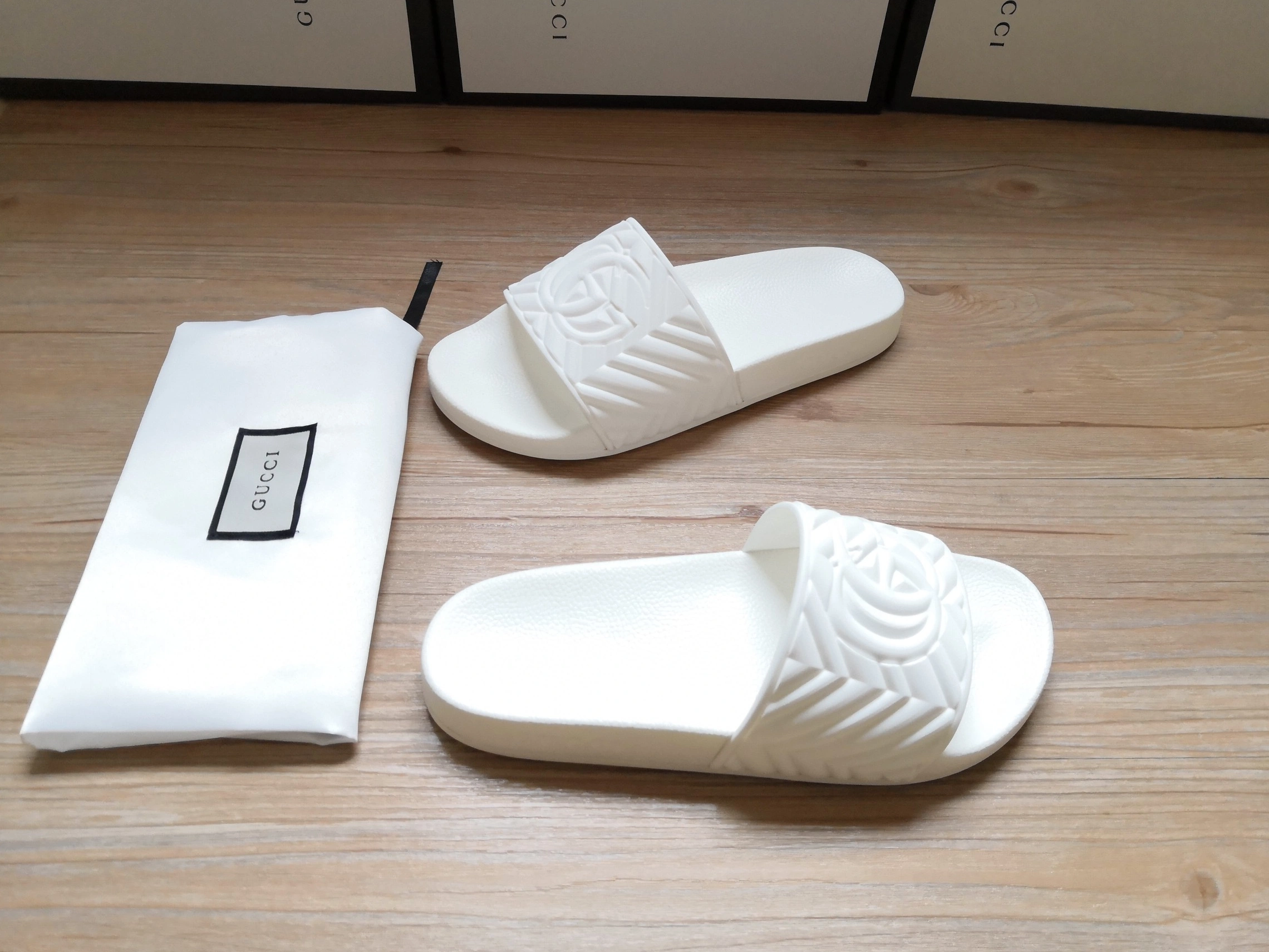 Durable 7446 Gucci Slippers For Women