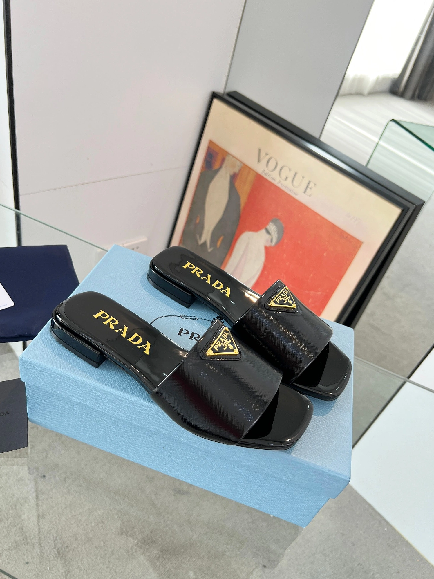 Durable 7484 Prada Slippers For Women