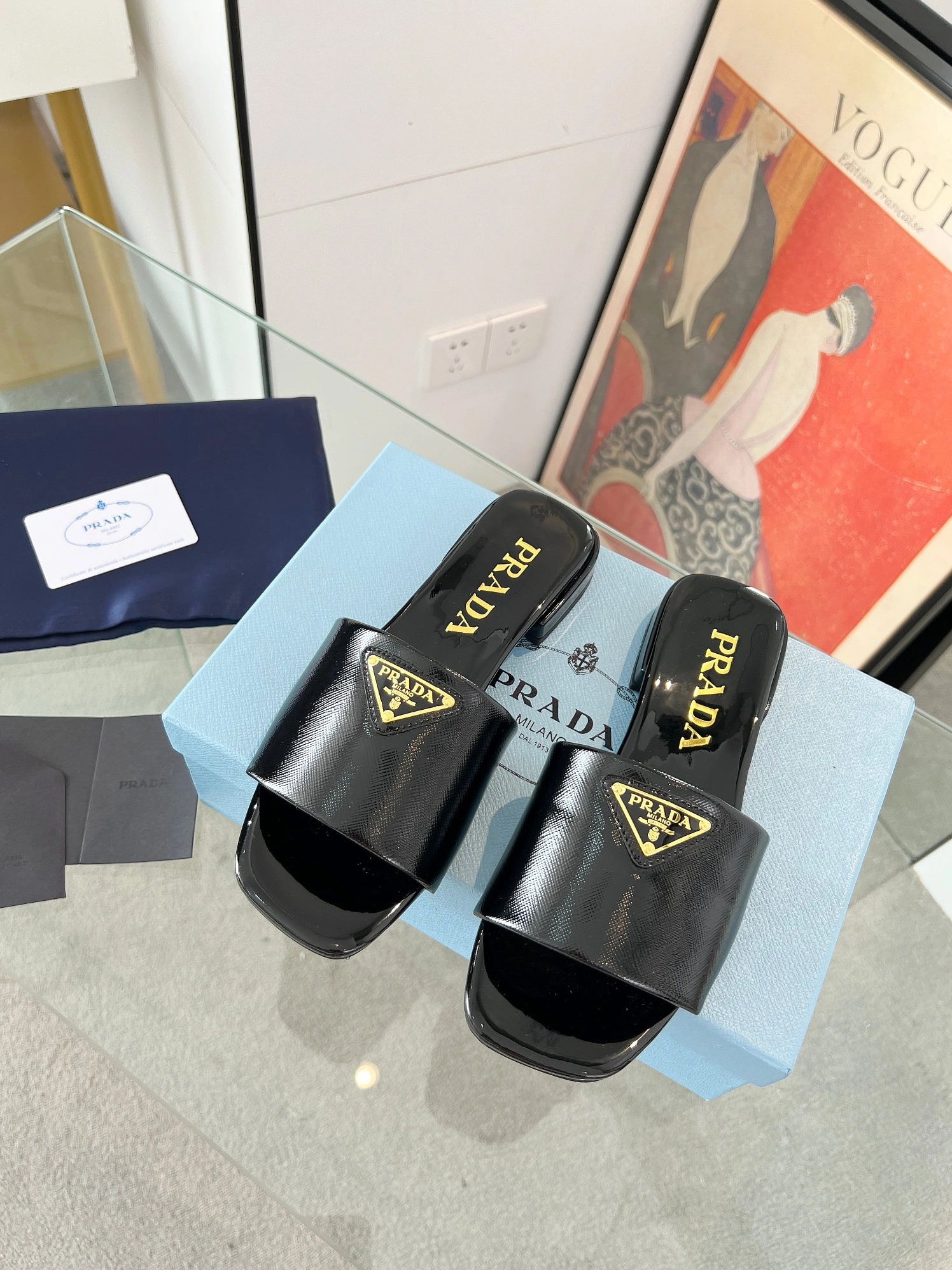 Durable 7484 Prada Slippers For Women