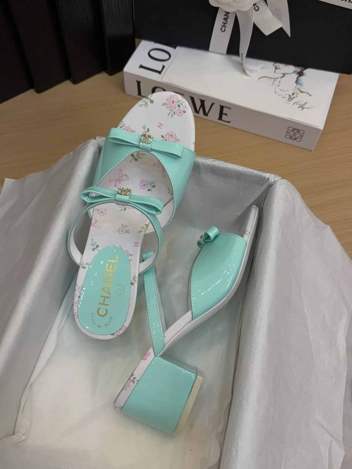 Durable 7490 Chanel Slippers For Women