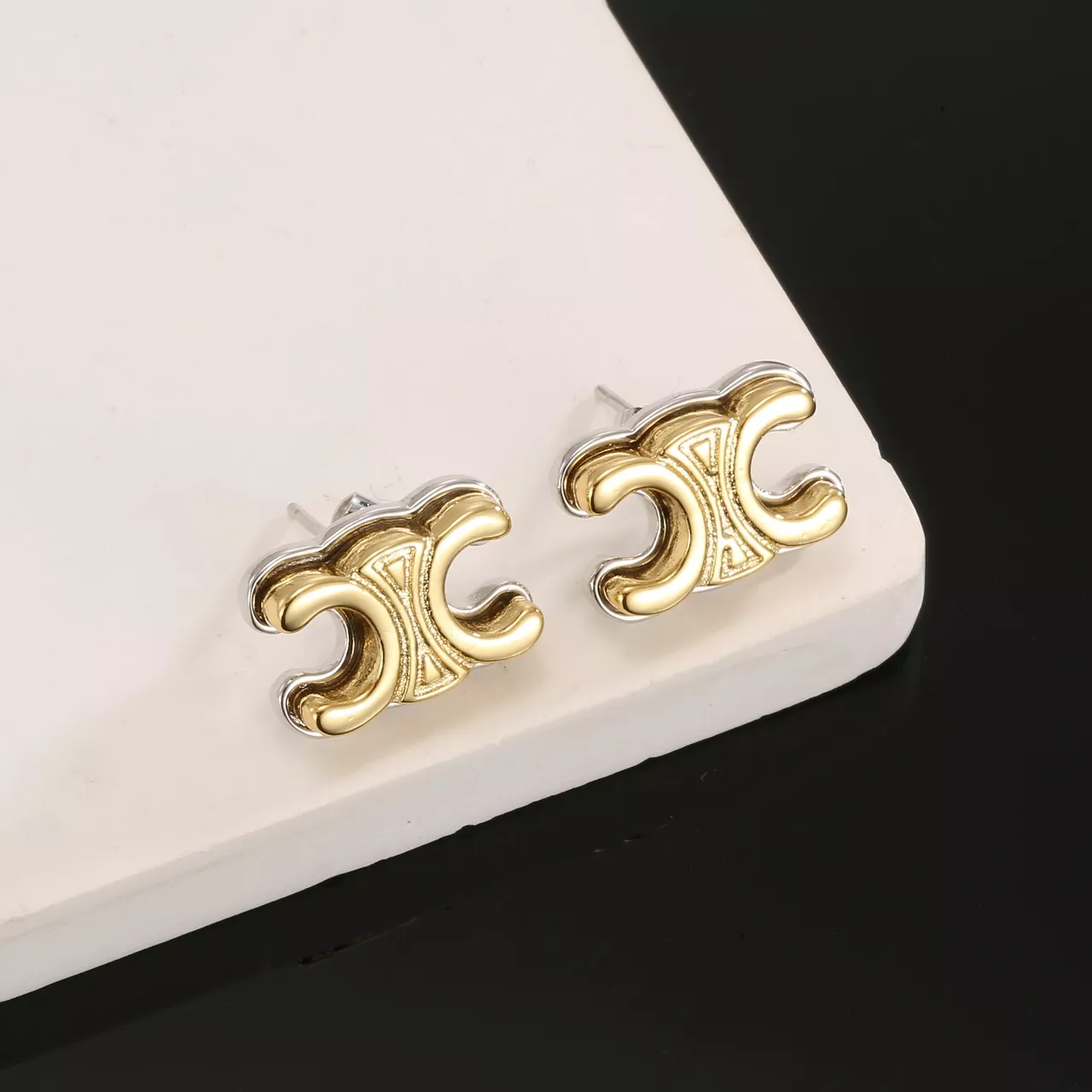 Durable 7502 Celine Earrings For Women