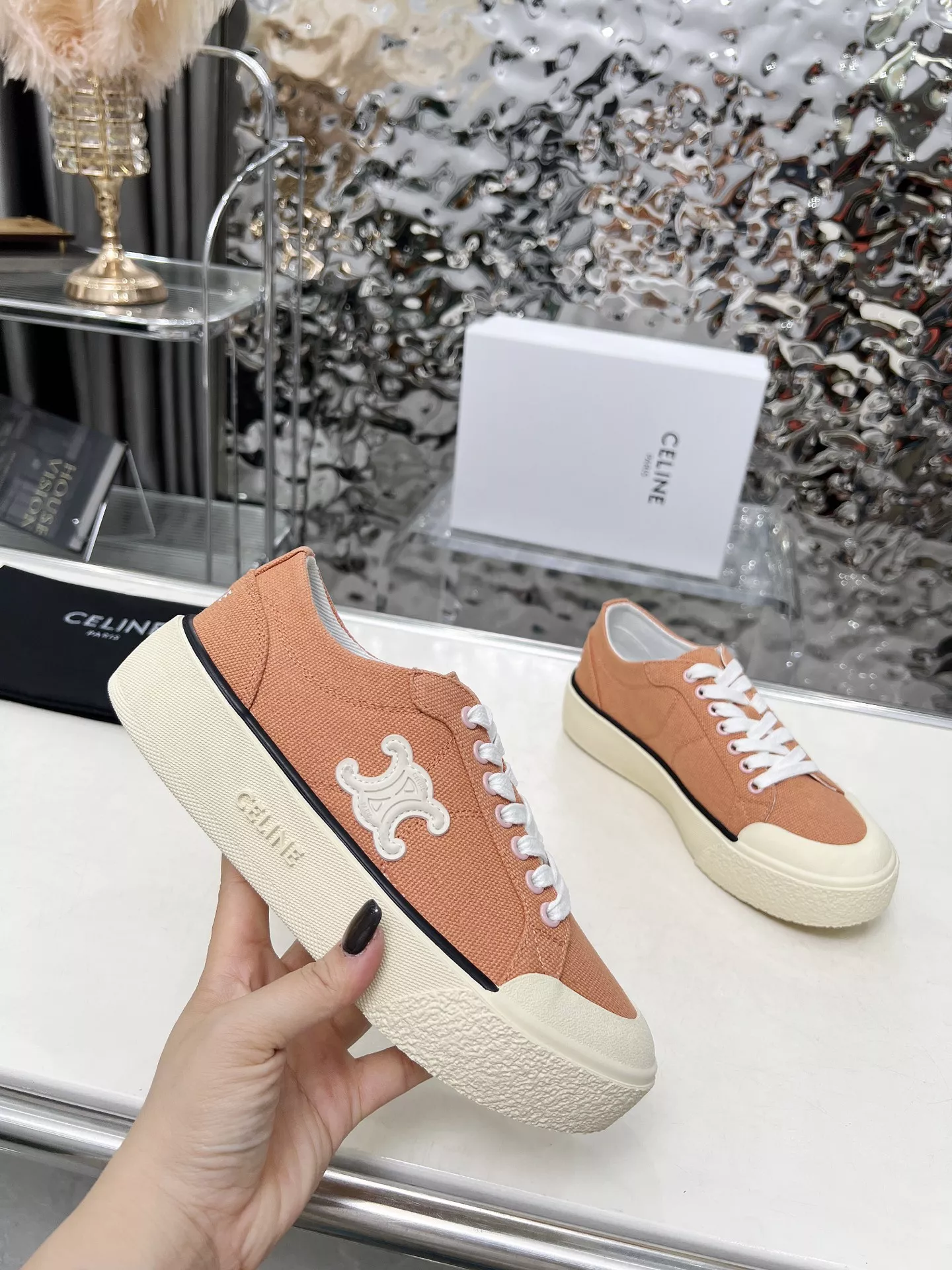 Durable 7561 Celine Casual Shoes For Women