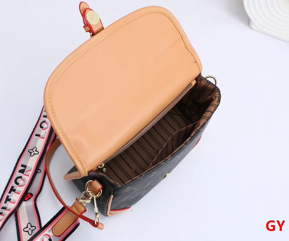 Durable 757 Louis Vuitton Messenger Bags For Women