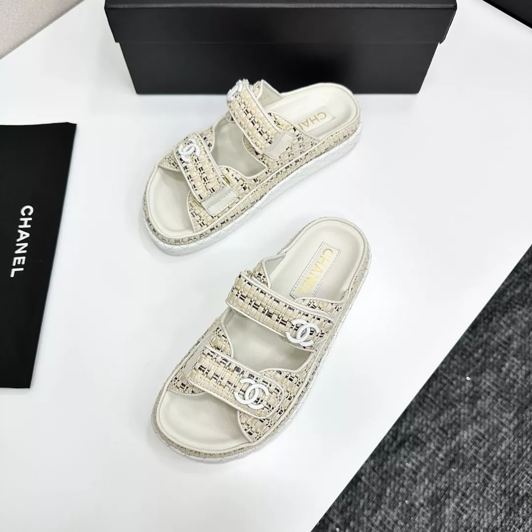 Durable 7612 Chanel Slippers For Women