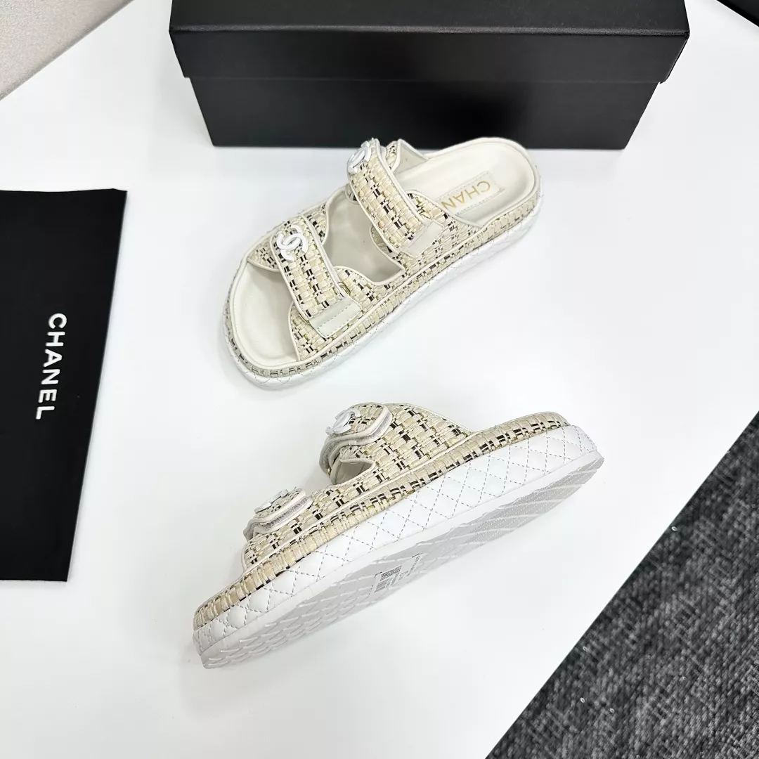 Durable 7612 Chanel Slippers For Women