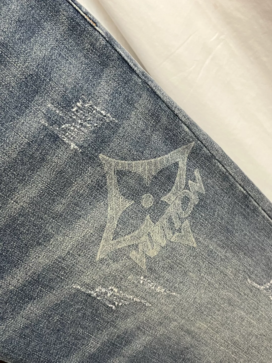 Durable 7640 Louis Vuitton LV Jeans For Men