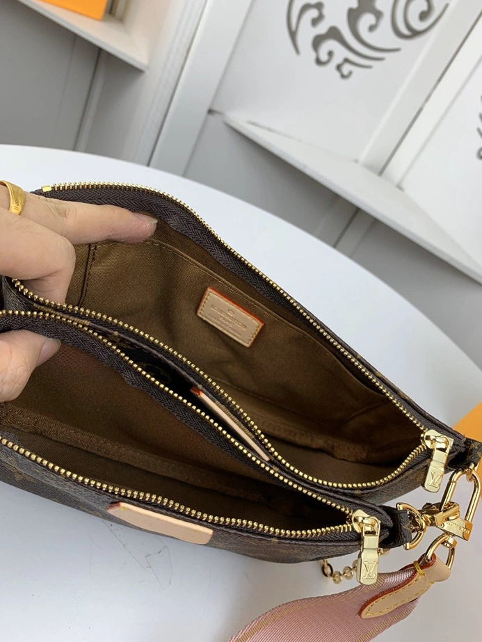 Durable 7770 Louis Vuitton LV AAA Quality Messenger Bags For Women