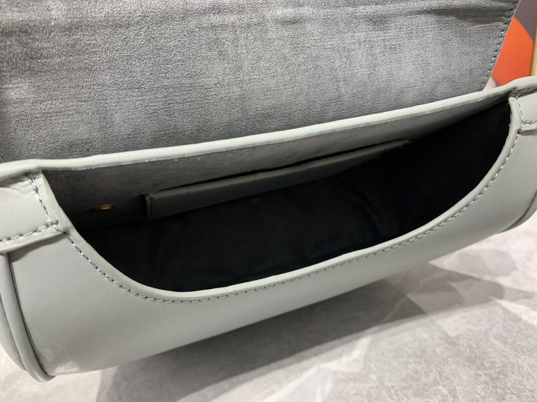 Durable 7807 Christian Dior AAA Quality Messenger Bags For Women