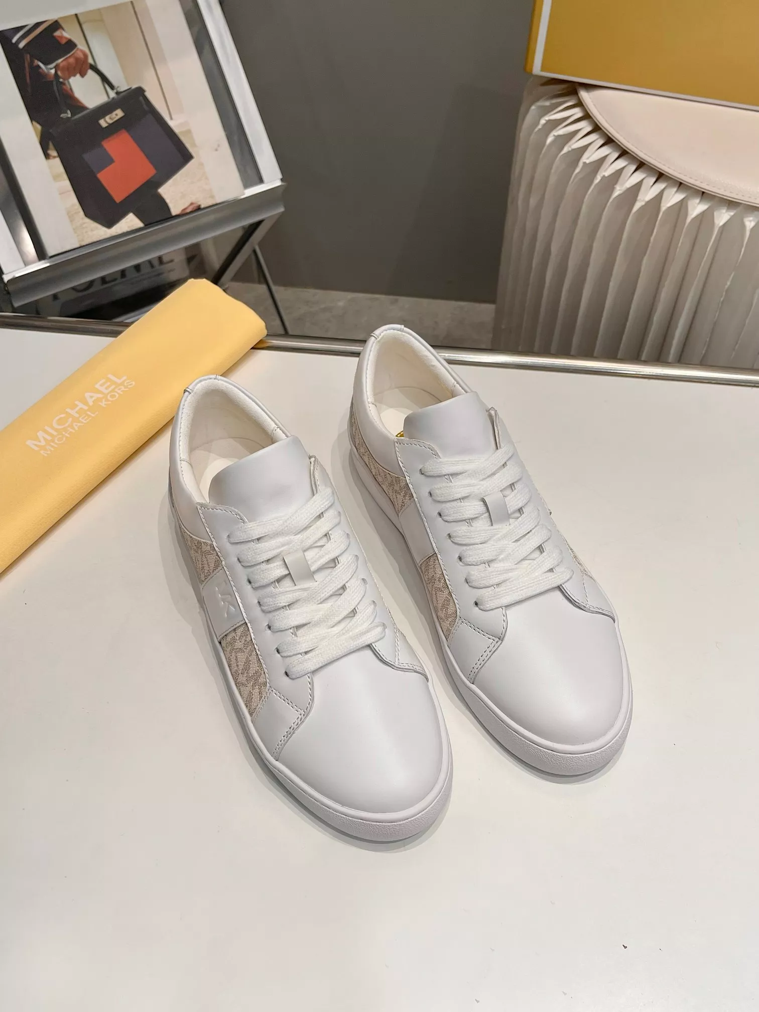Durable 7832 Michael Kors Casual Shoes For Women