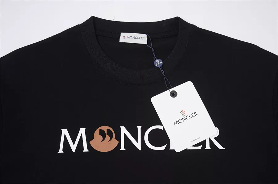 Durable 7838 Moncler T-Shirts Short Sleeved For Unisex