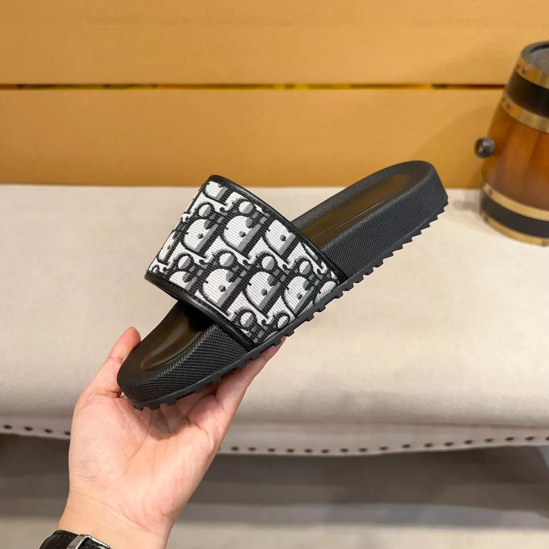 Durable 7950 Christian Dior Slippers For Men