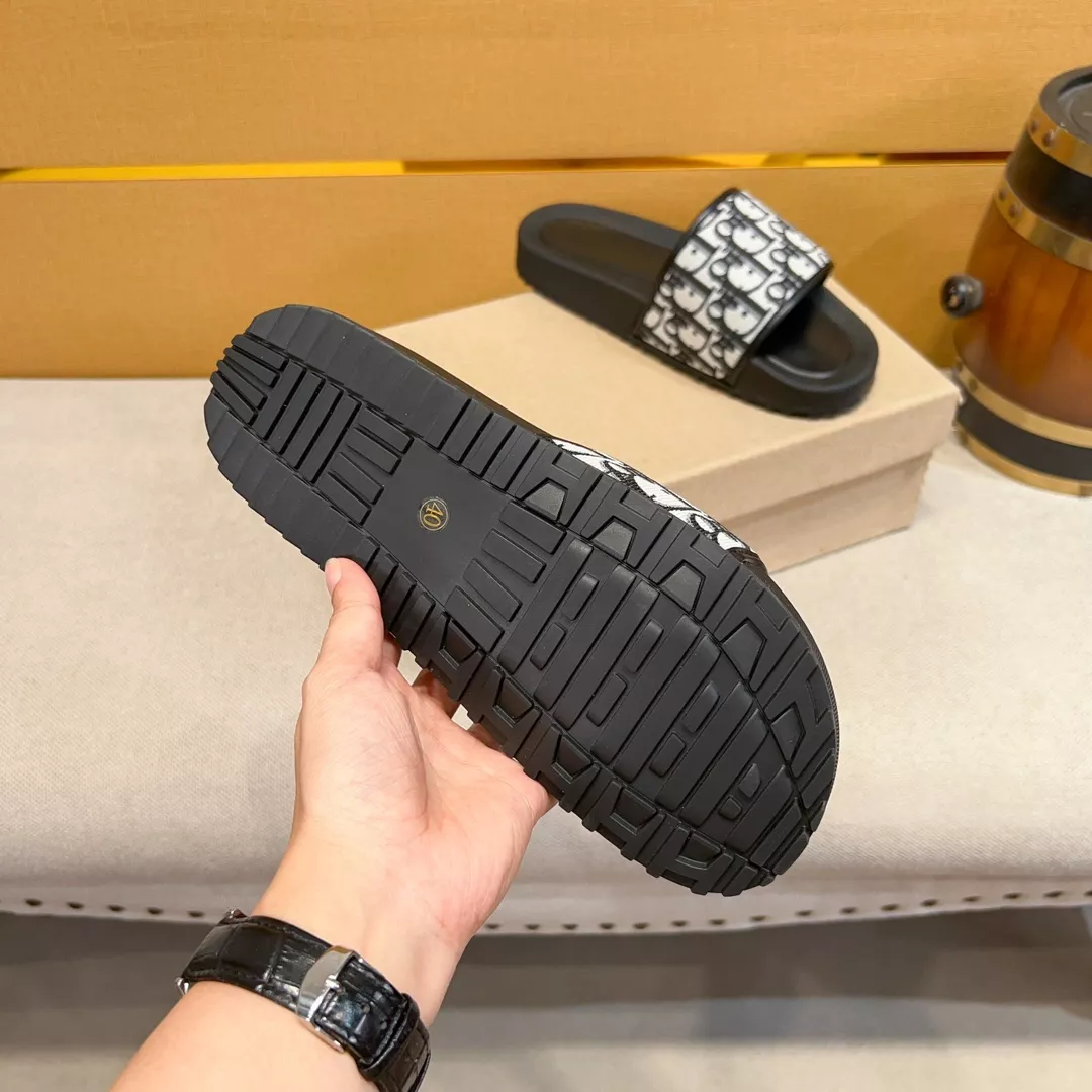 Durable 7950 Christian Dior Slippers For Men