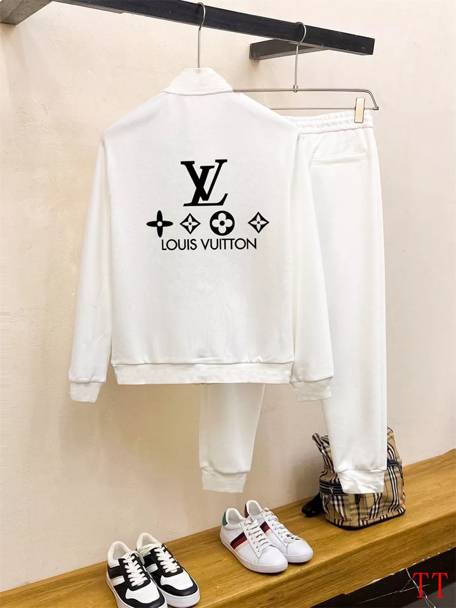 Durable 797 Louis Vuitton LV Tracksuits Long Sleeved For Men