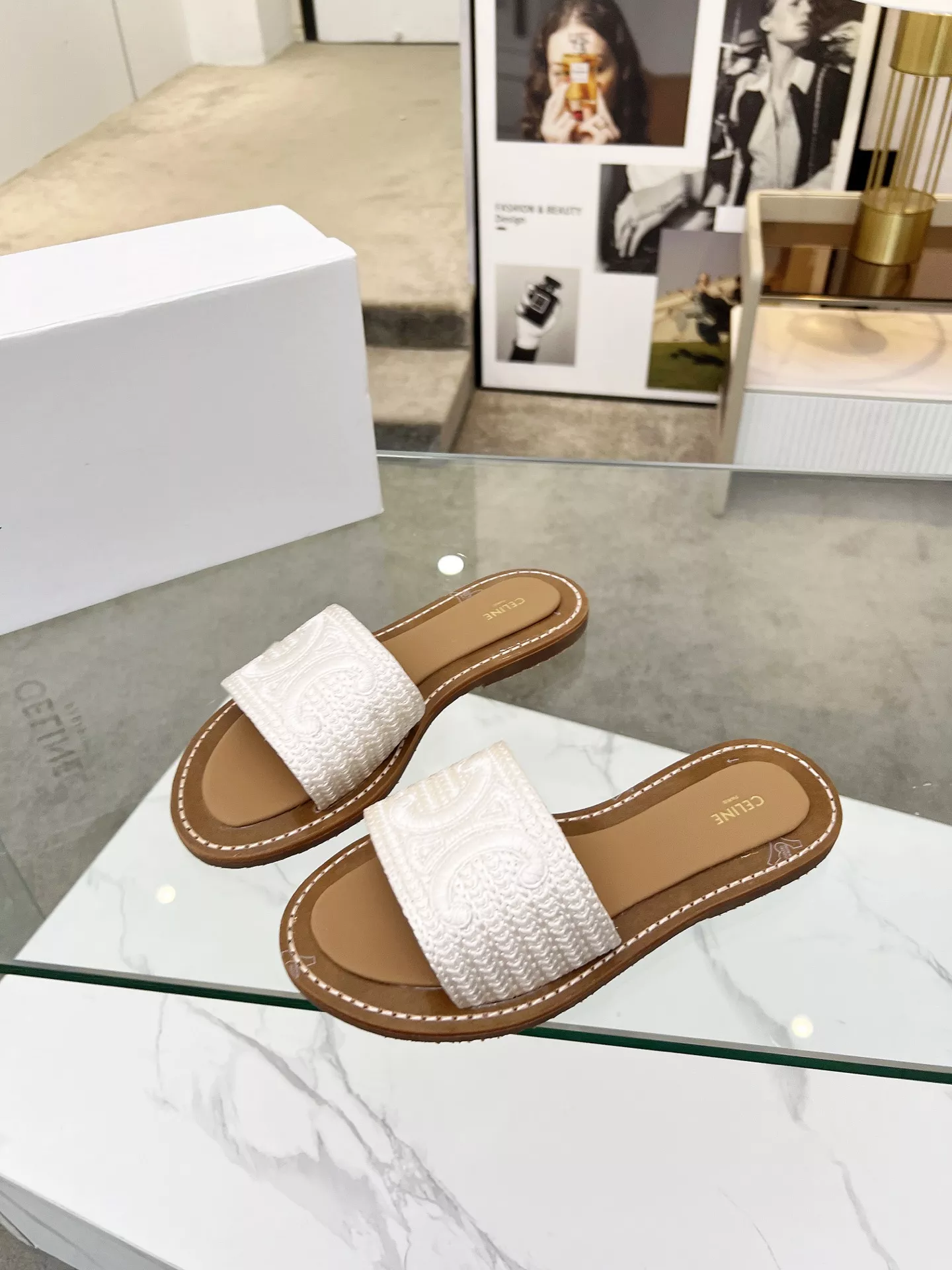 Durable 7983 Celine Slippers For Women