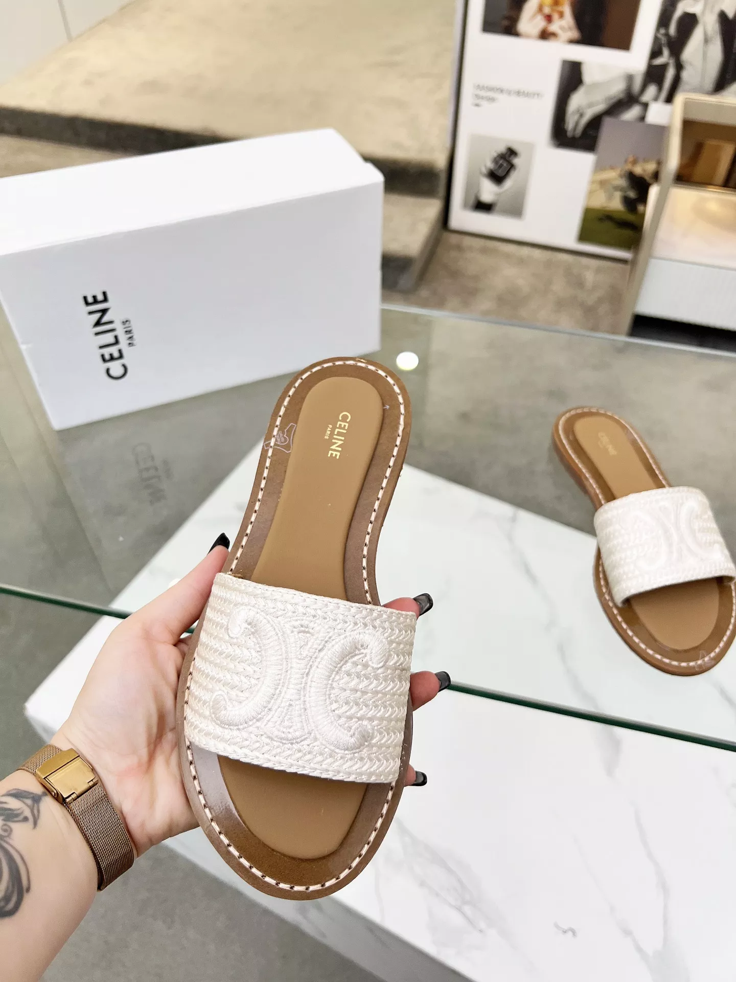 Durable 7983 Celine Slippers For Women