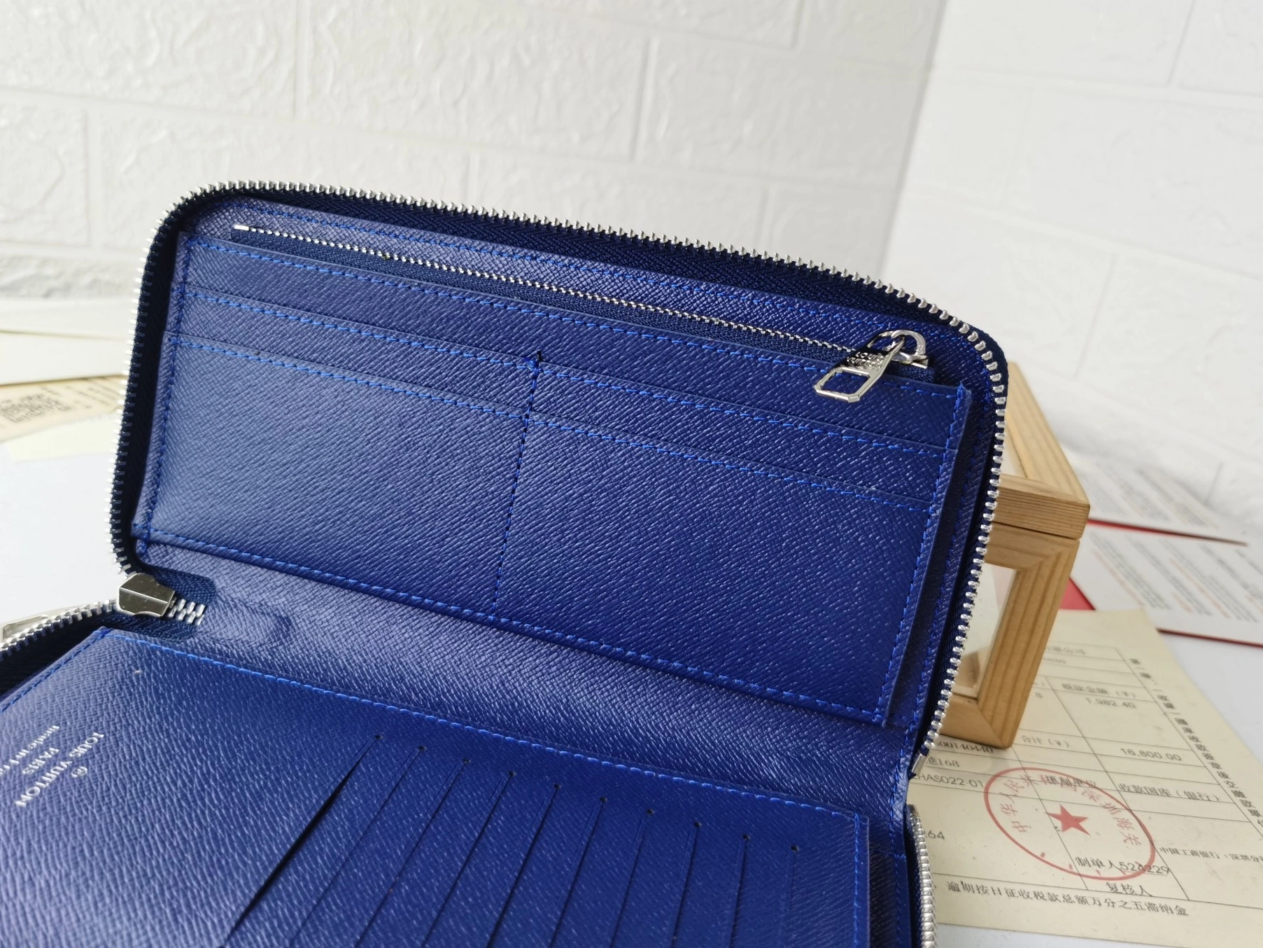 Durable 8066 Louis Vuitton LV Card Case For Unisex