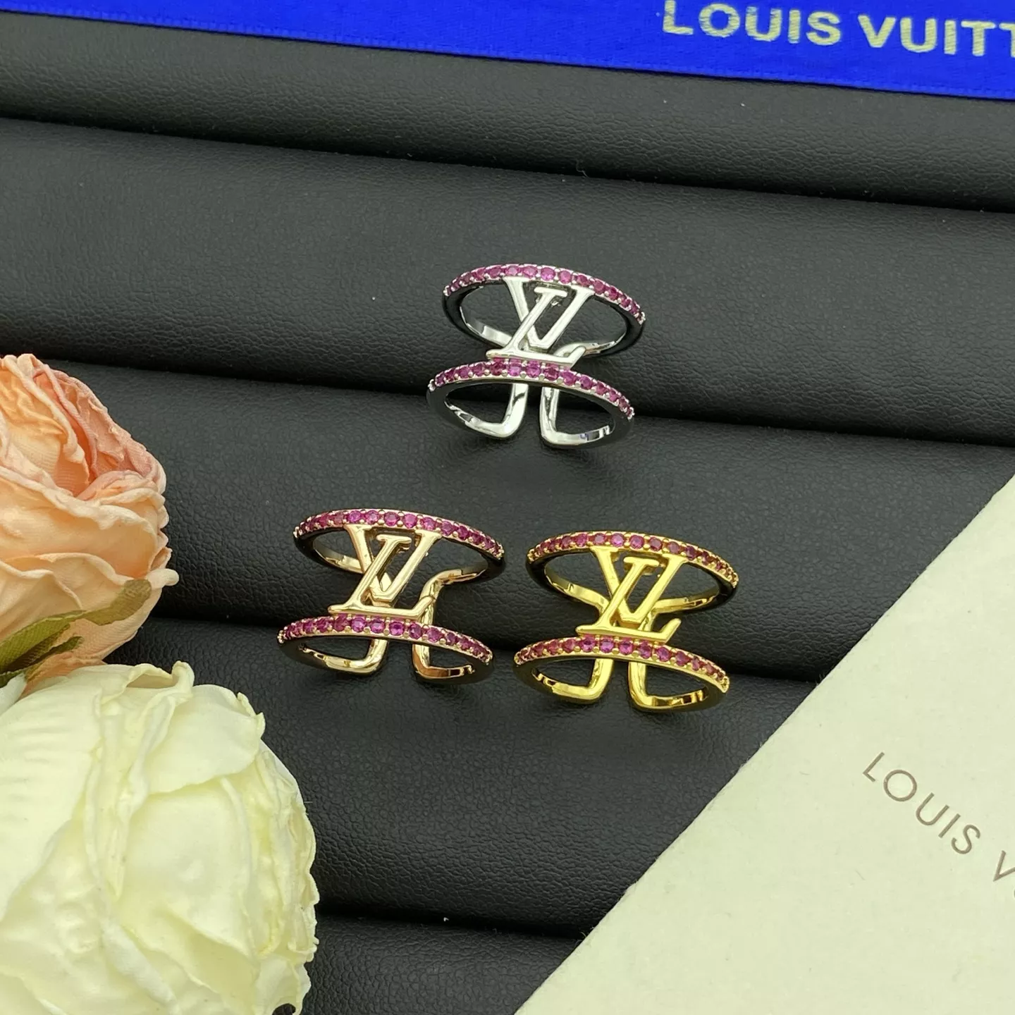 Durable 8088 Louis Vuitton LV Rings