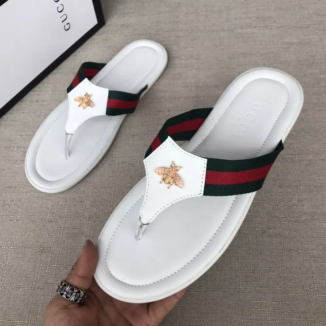 Durable 8098 Gucci Slippers For Men