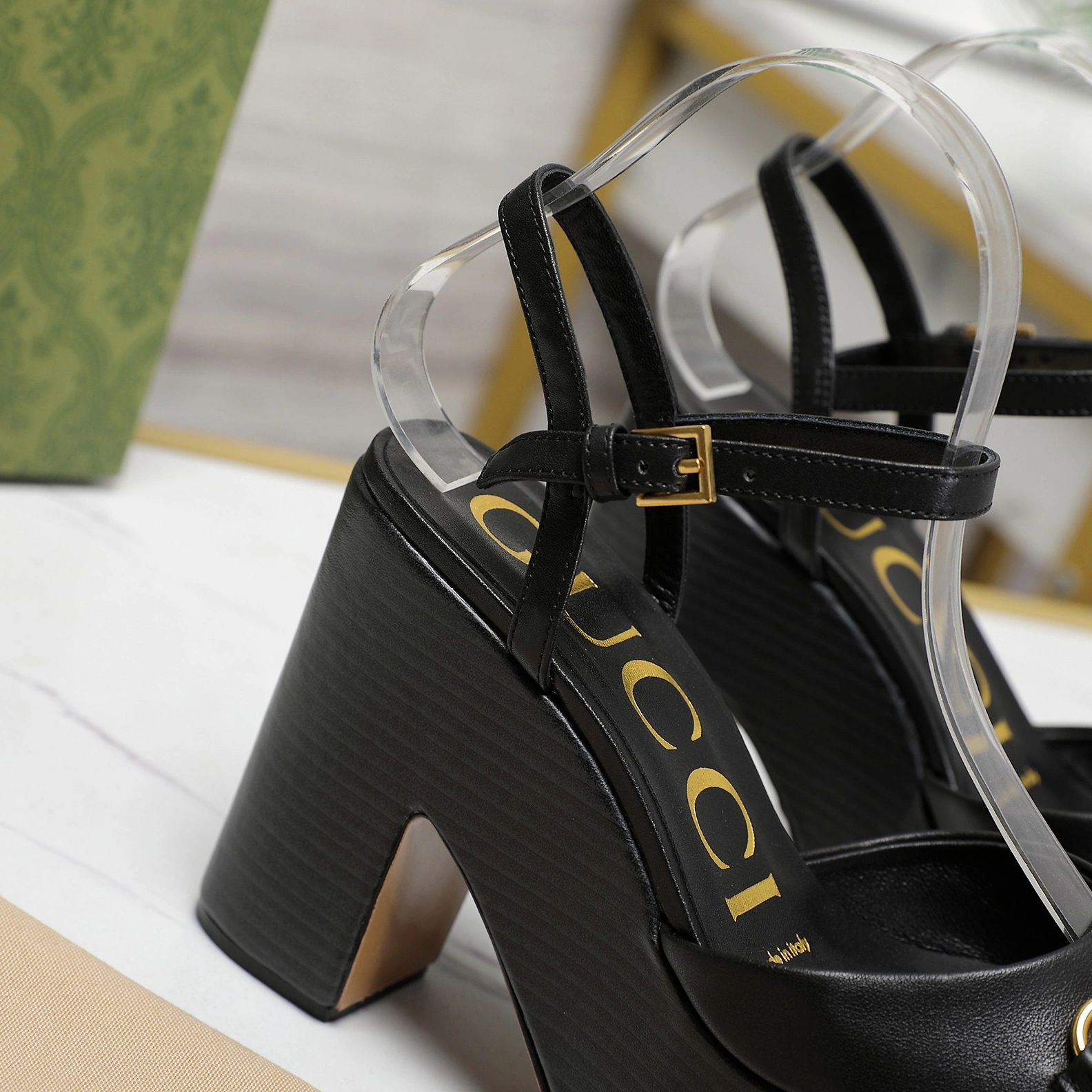 Durable 8123 Gucci Sandal For Women