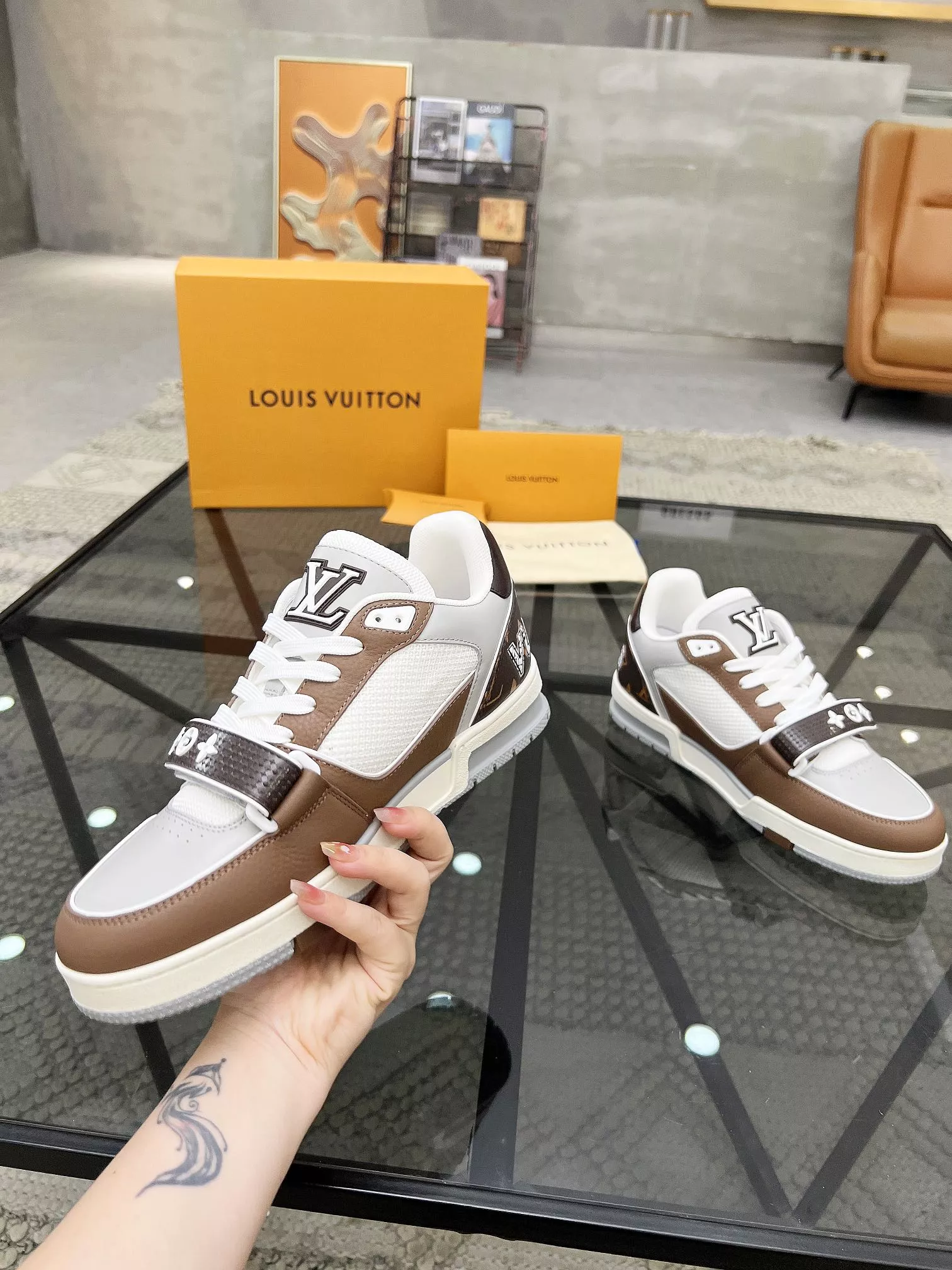 Durable 8127 Louis Vuitton Casual Shoes For Men