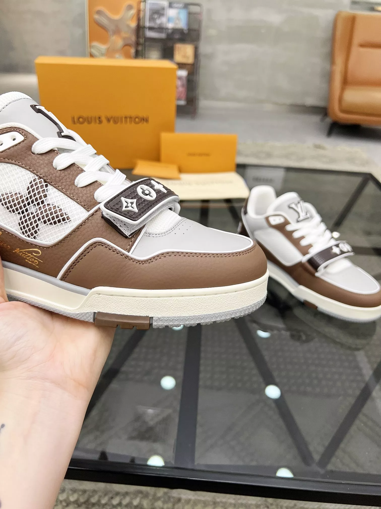 Durable 8127 Louis Vuitton Casual Shoes For Men