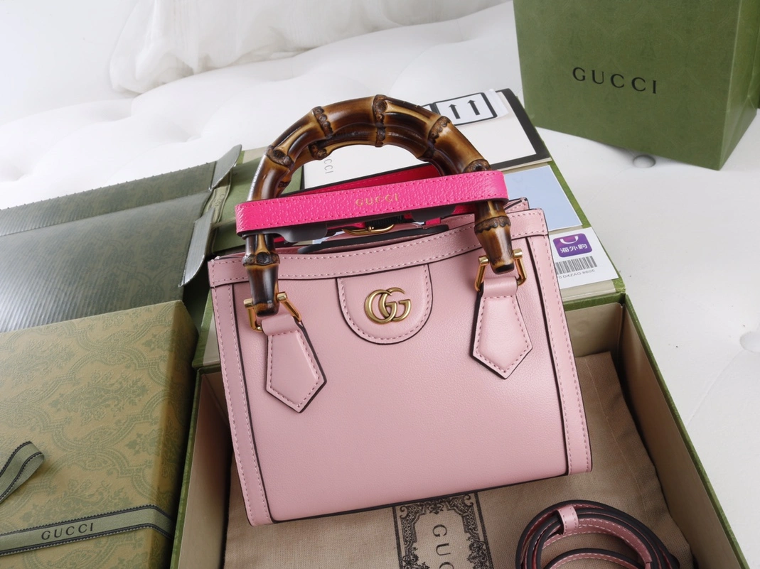 Durable 8134 Gucci AAA Quality Handbags For Women
