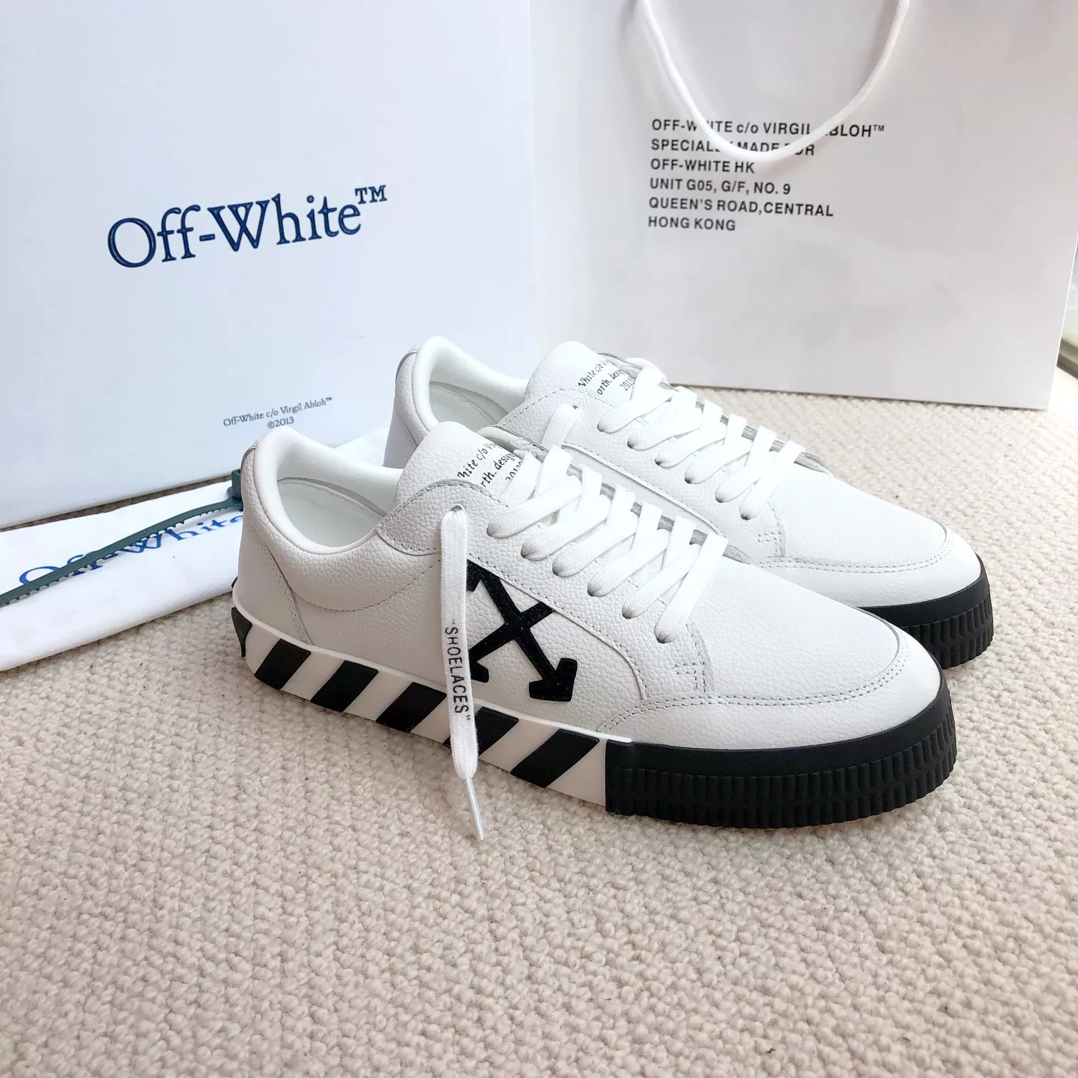 Durable 8144 Off-White Casual Shoes For Men