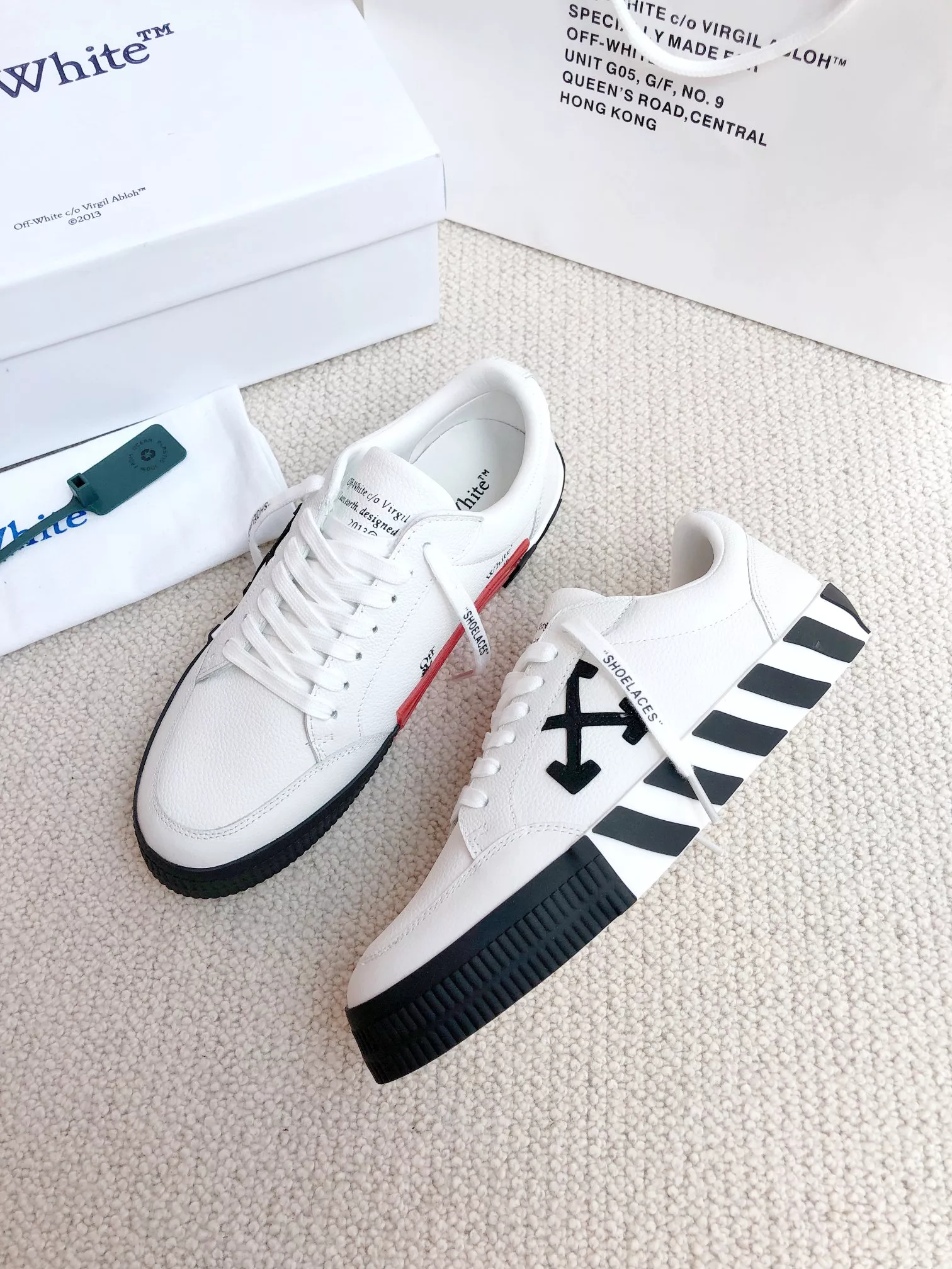 Durable 8144 Off-White Casual Shoes For Men