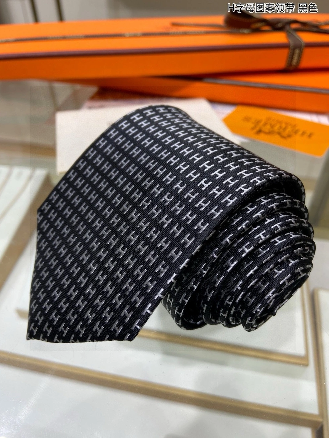 Durable 8154 Hermes Necktie