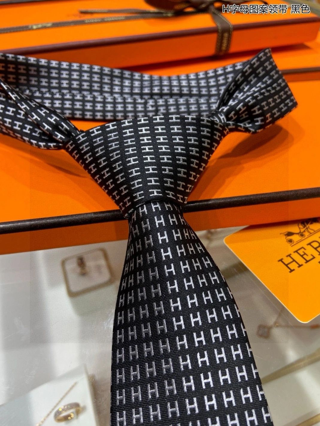 Durable 8154 Hermes Necktie