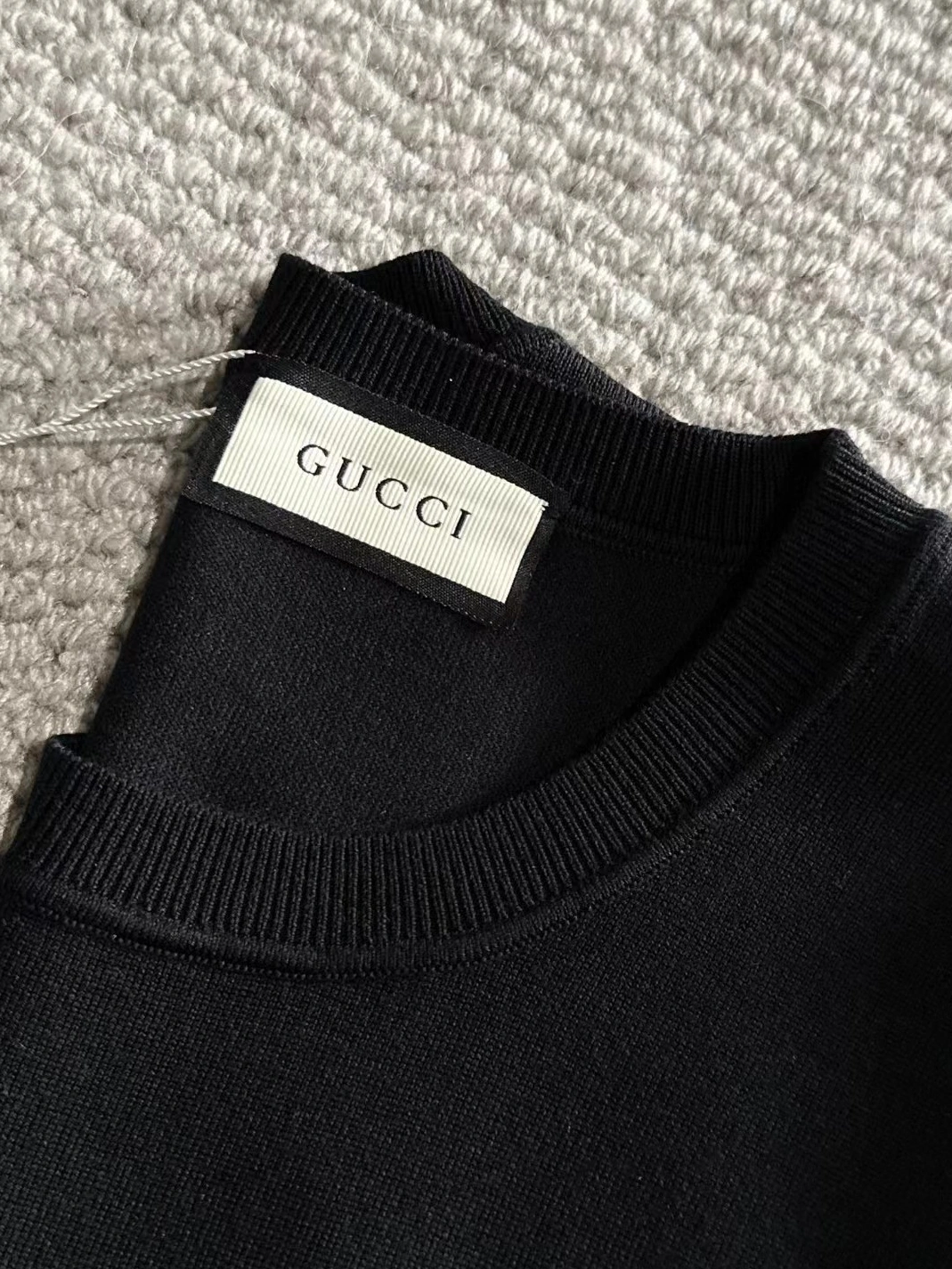 Durable 8250 Gucci T-Shirts Short Sleeved For Men